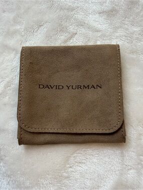 David Yurman Taupe Brown Suede Jewelry Case. Magnetic flap closure 2 sections